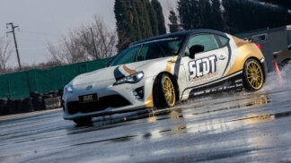 <small>Drift Experience</small> <br> Toyota GT86